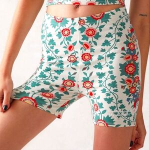 The Met x PacSun Floral Printed Biker Shorts,Medium, Multicolor.